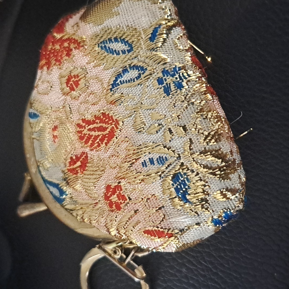 VINTAGE! Clutch and coin purse set - Picture 6 of 7